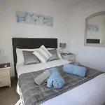 Tomillo Villa *